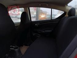 نیسان ڤێرسا